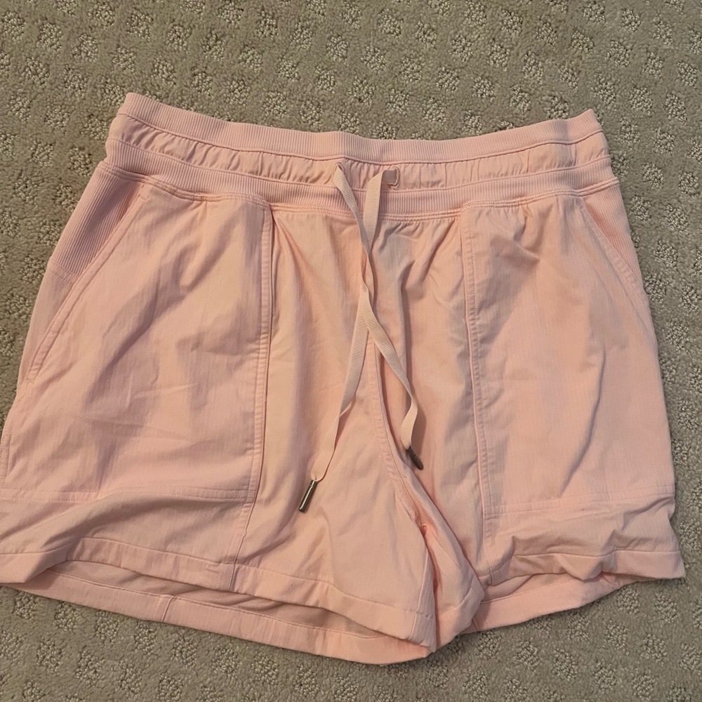Lululemon Dance Studio HR 3.5” Short